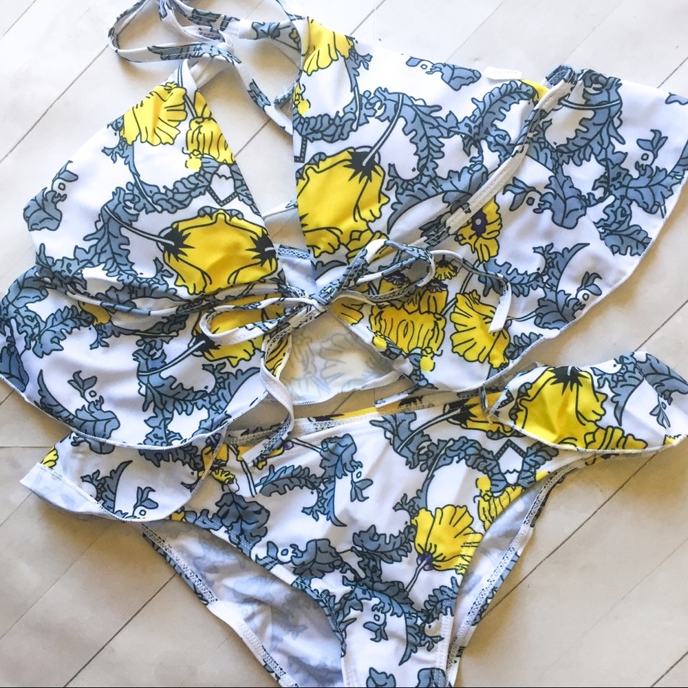 ⚡️NEW⚡️Fresh Ruffle Bikini - Picture 6 of 8